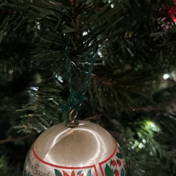 Hallmark 1978 Our First Christmas Together Ornament Vintage Heart Doves Keepsake - Picture 5 of 5